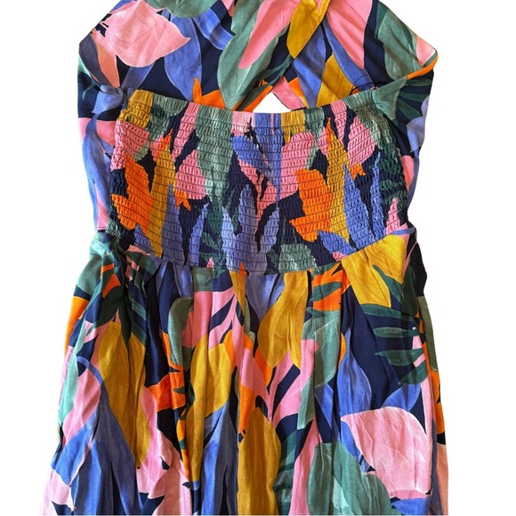 Petal & Pup LeLe Halter Wide Leg Jumpsuit Tropical Print Size Large EUC - Picture 4 of 13